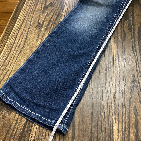 Ariat R.E.A.L Entwined Mid-Rise Bootcut Jeans - Picture 13 of 15